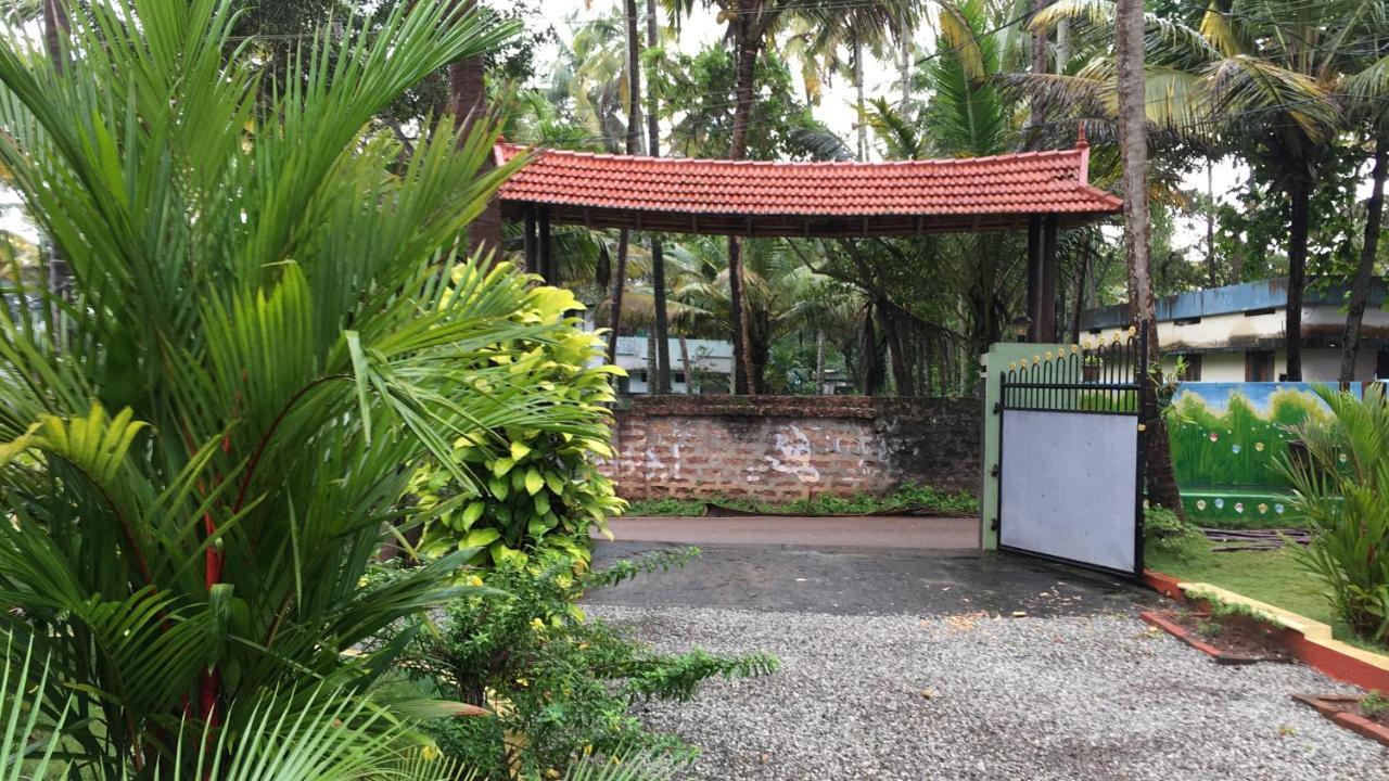 Divine Bliss Beach Resort Varkala Bagian luar foto