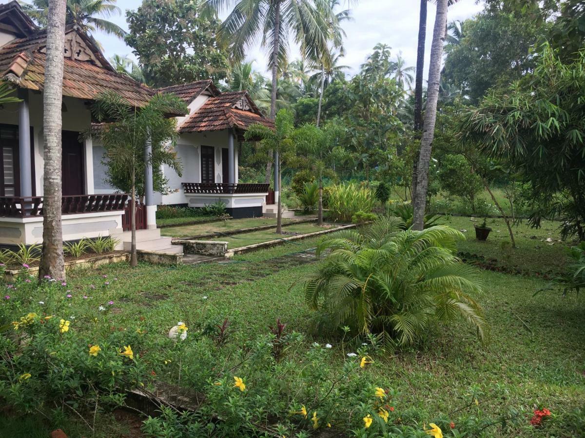 Divine Bliss Beach Resort Varkala Bagian luar foto