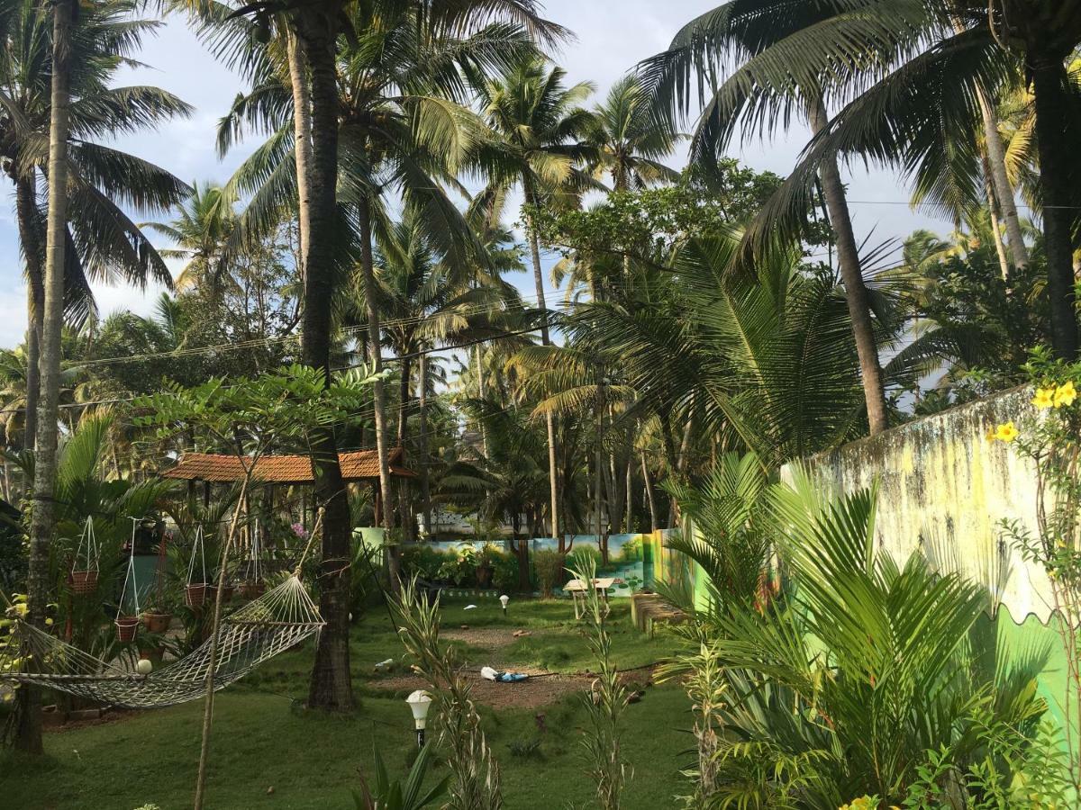 Divine Bliss Beach Resort Varkala Bagian luar foto