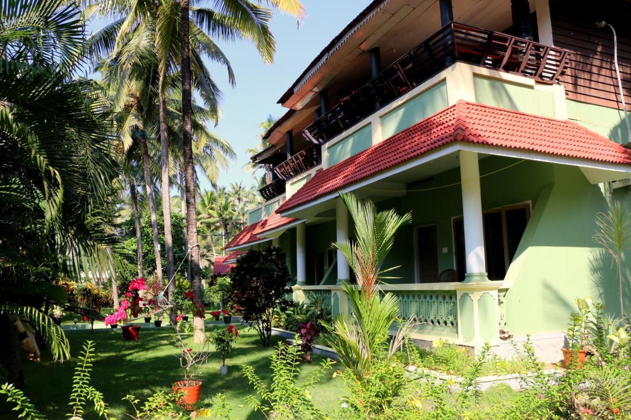 Divine Bliss Beach Resort Varkala Bagian luar foto