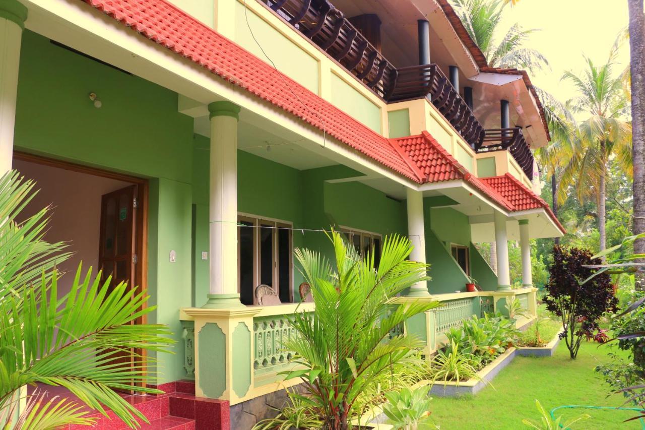 Divine Bliss Beach Resort Varkala Bagian luar foto