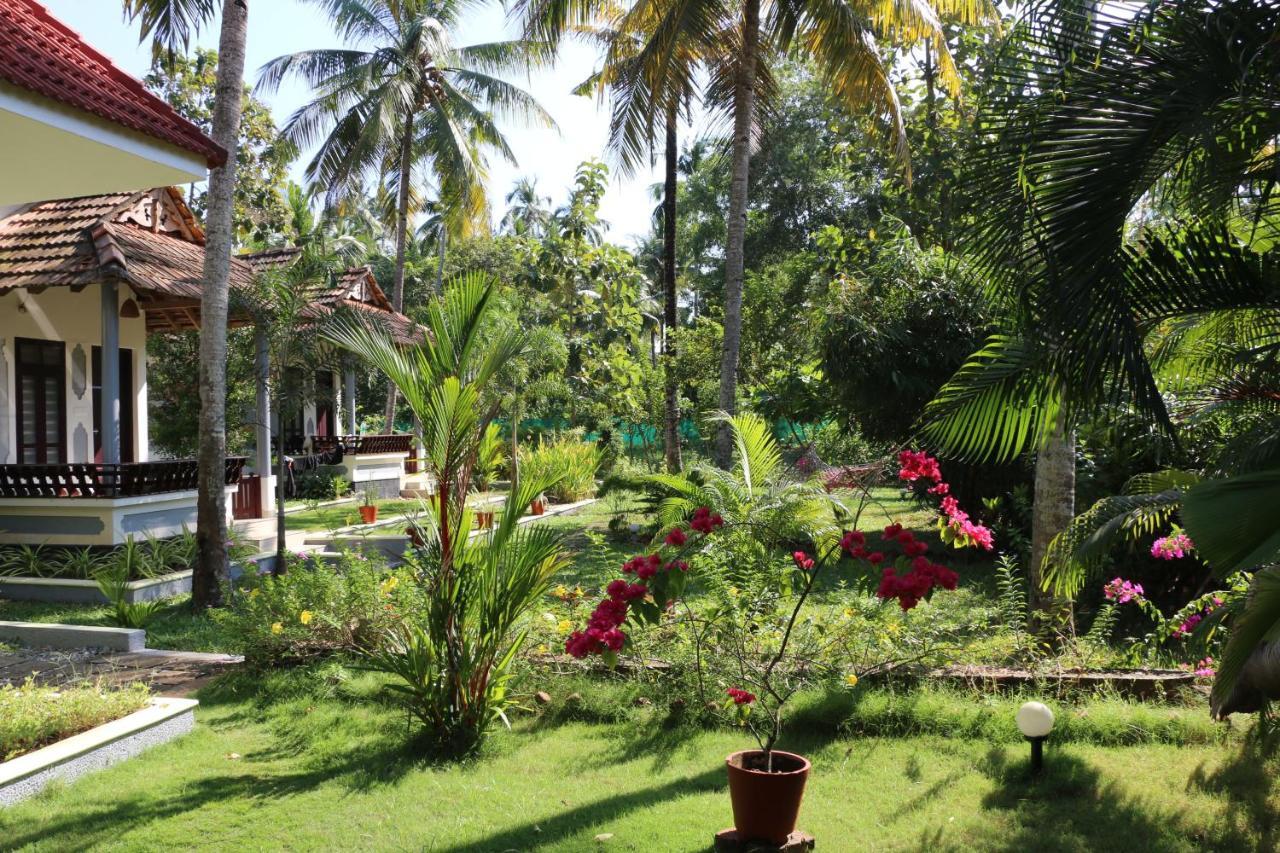 Divine Bliss Beach Resort Varkala Bagian luar foto